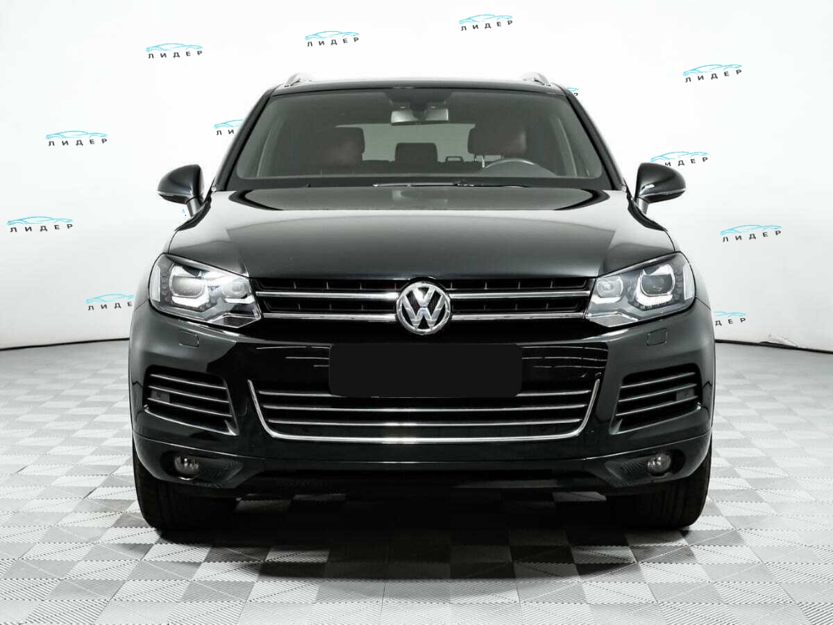 Б/У Фольксваген Туарег 2014 года. Фото: #1