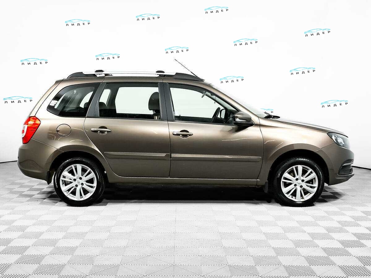 Б/У Лада (ВАЗ) Гранта 2022 года. Фото: #3