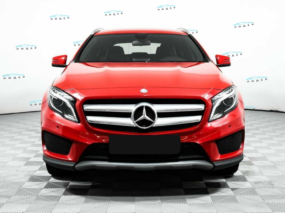 Б/У Мерседес-Бенц ГЛА 2014 года. Фото: #1