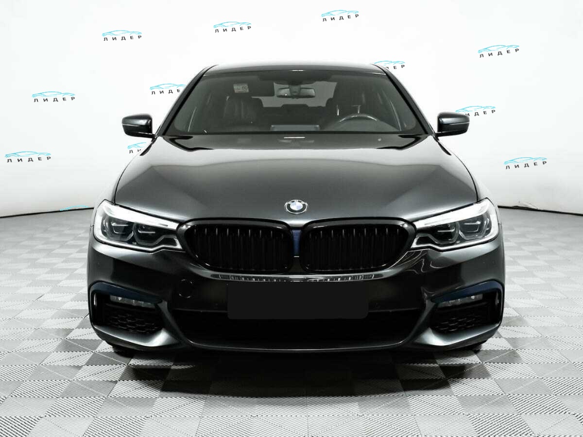Б/У БМВ 5 серии 2019 года. Фото: #1