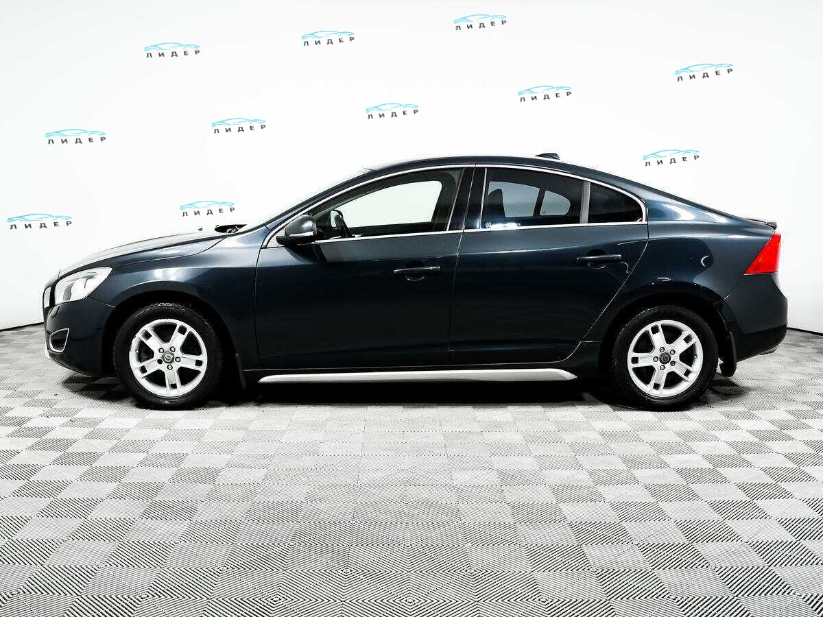 Б/У Вольво С60 2011 года. Фото: #7