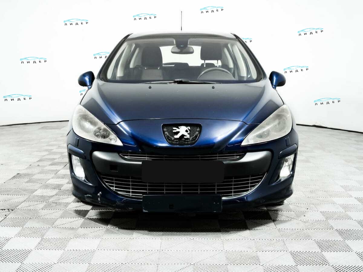 Б/У Пежо 308 2010 года. Фото: #1