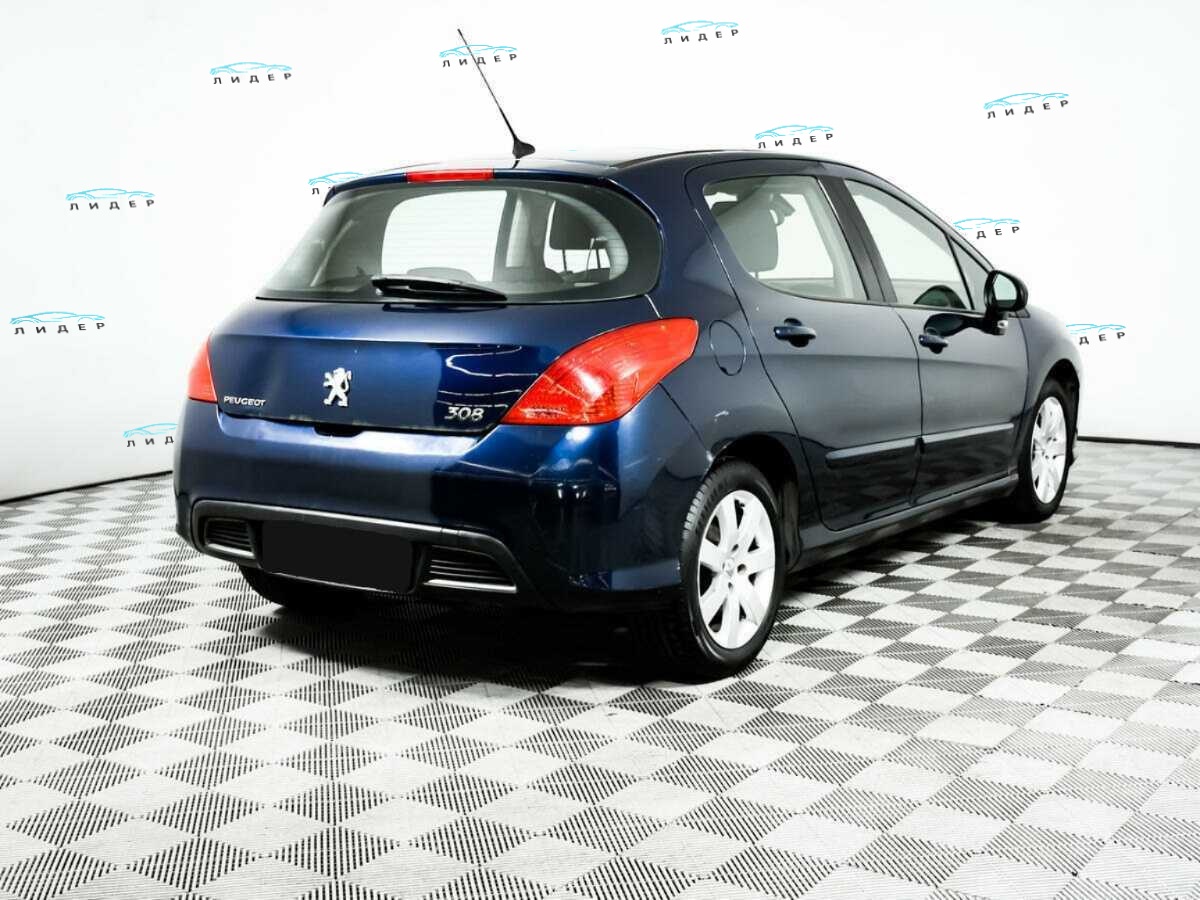Б/У Пежо 308 2010 года. Фото: #4