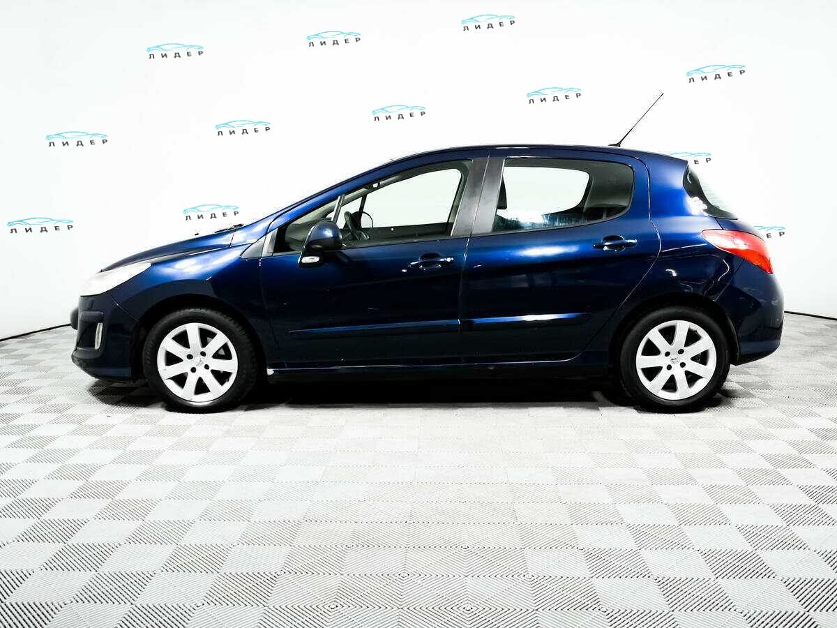 Б/У Пежо 308 2010 года. Фото: #7