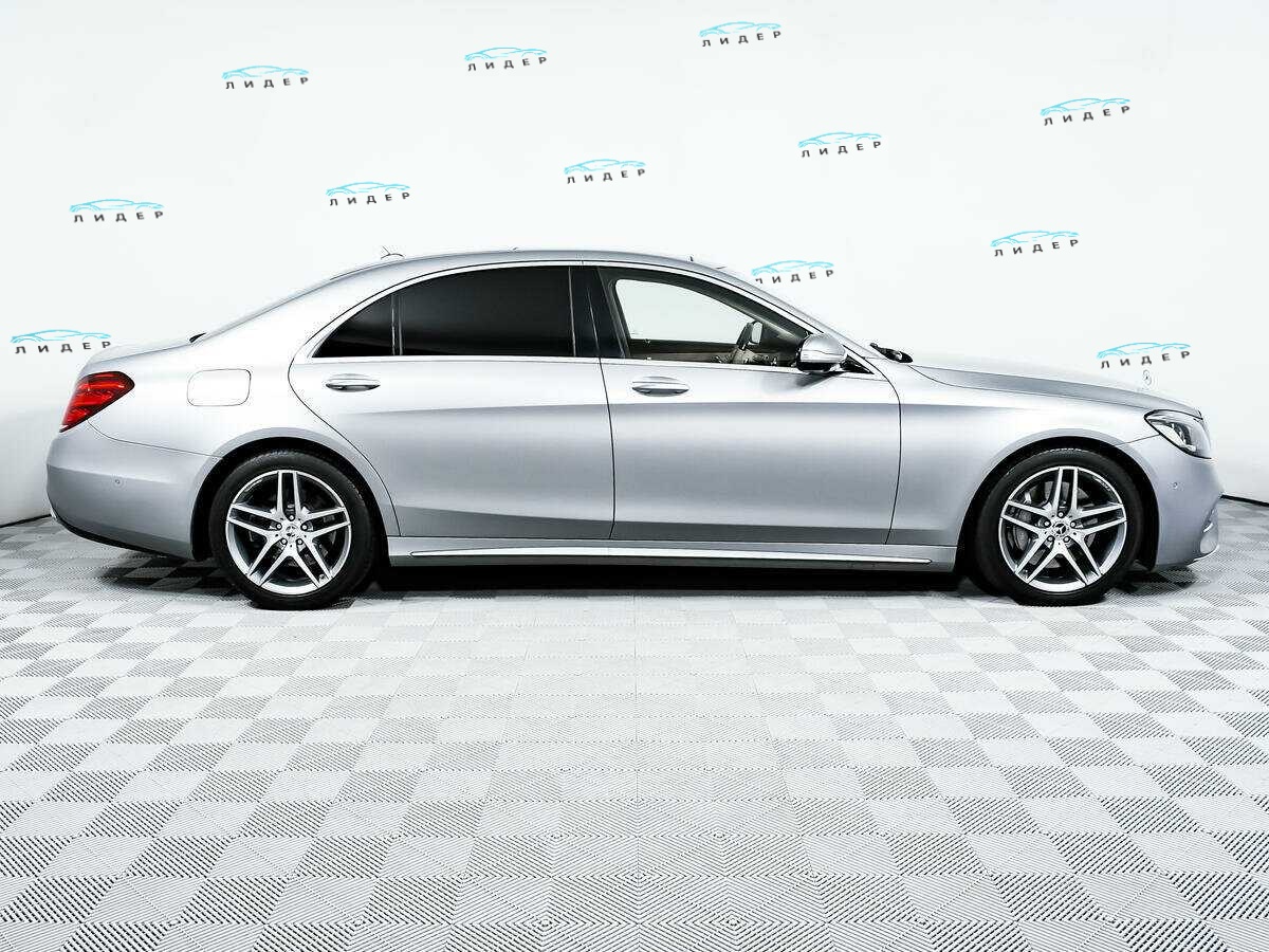Б/У Мерседес-Бенц С-Класс 2017 года. Фото: #3