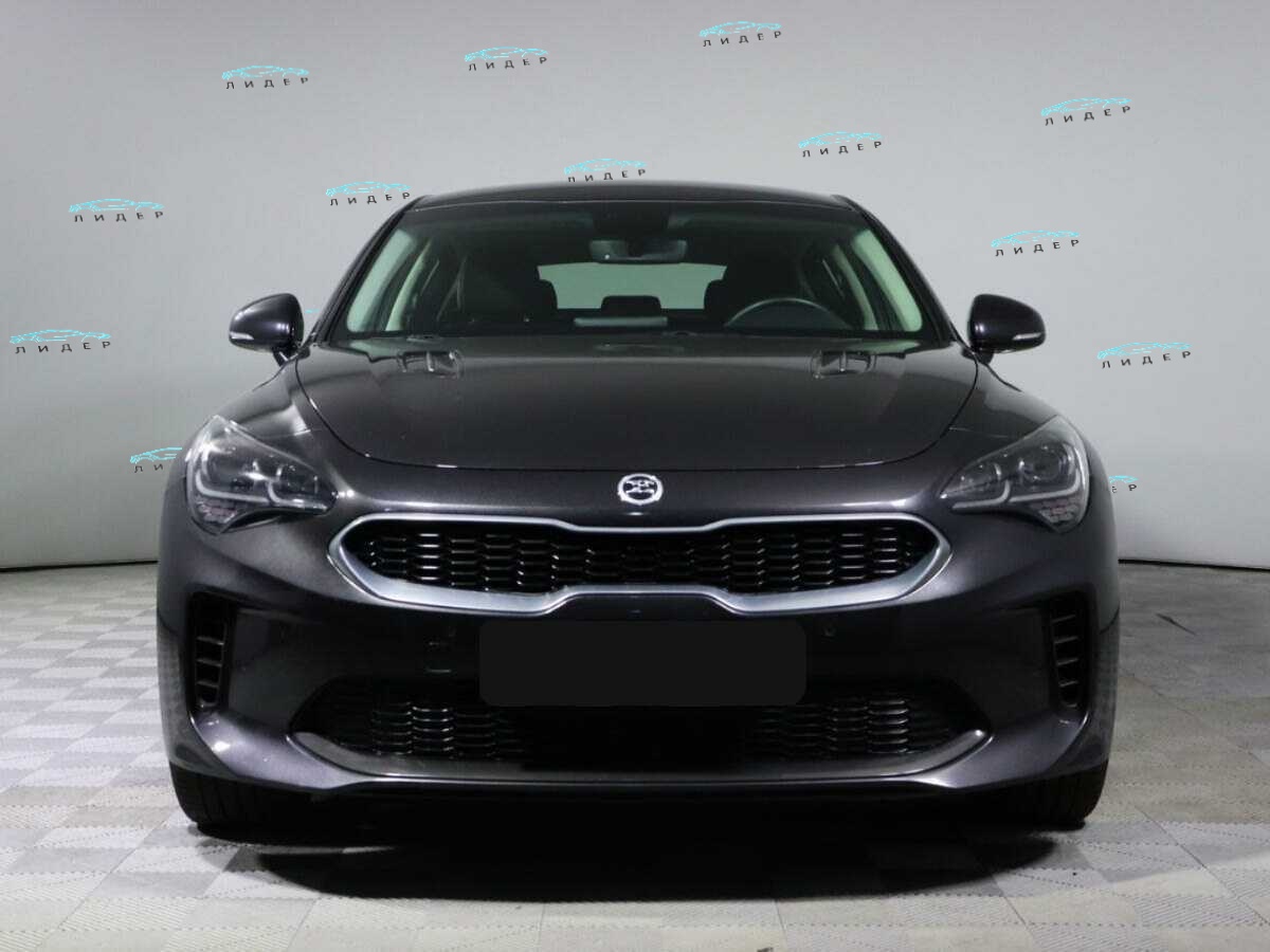 Б/У Киа Стингер 2021 года. Фото: #1