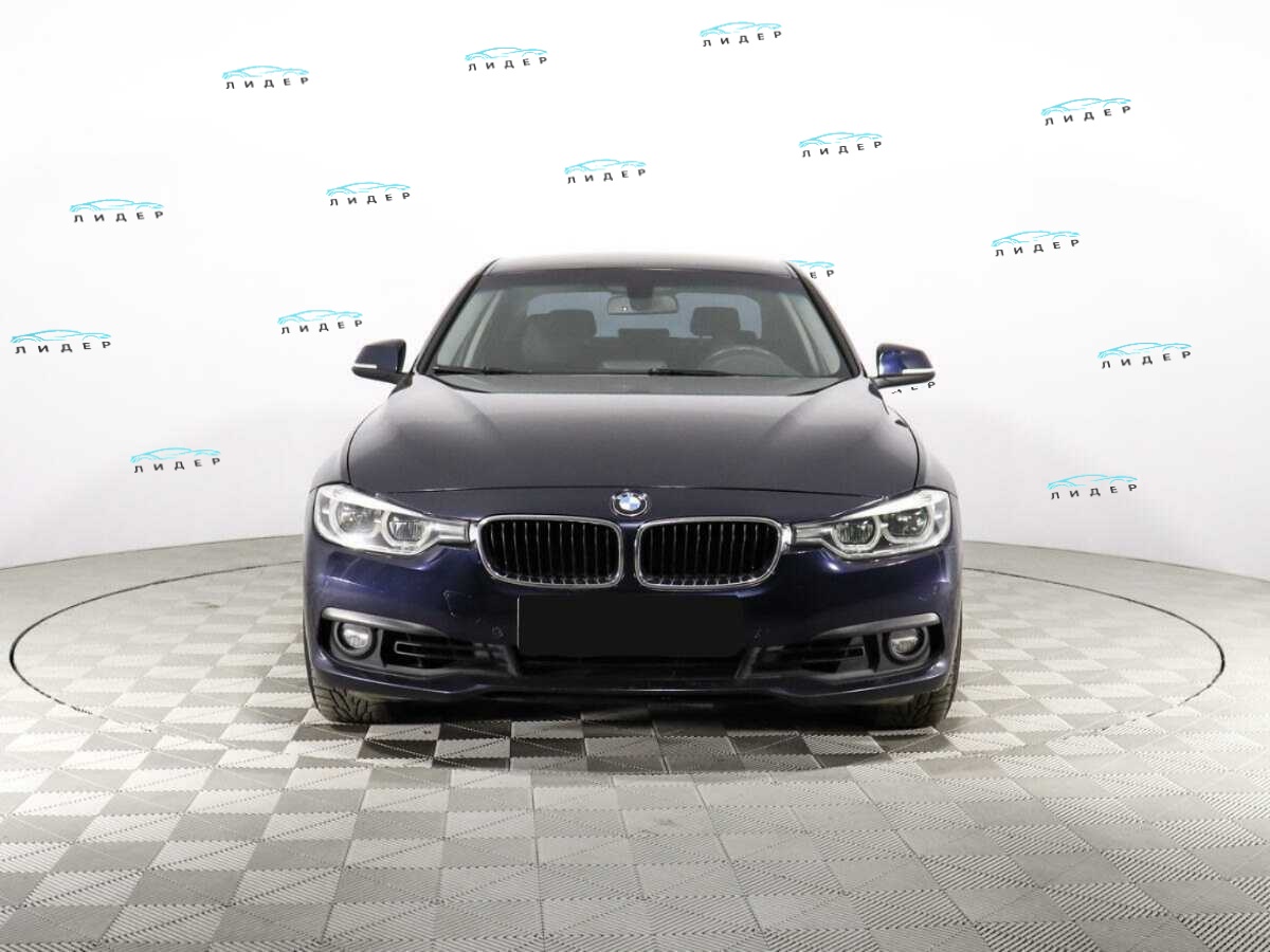 Б/У БМВ 3 серии 2016 года. Фото: #1