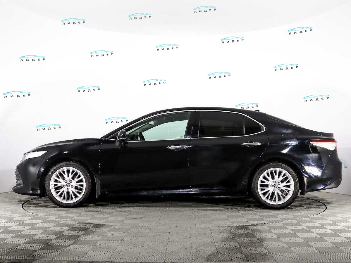 Б/У Тойота Камри 2019 года. Фото: #7