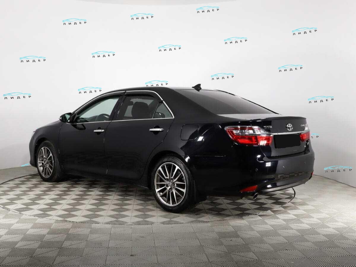 Б/У Тойота Камри 2016 года. Фото: #5
