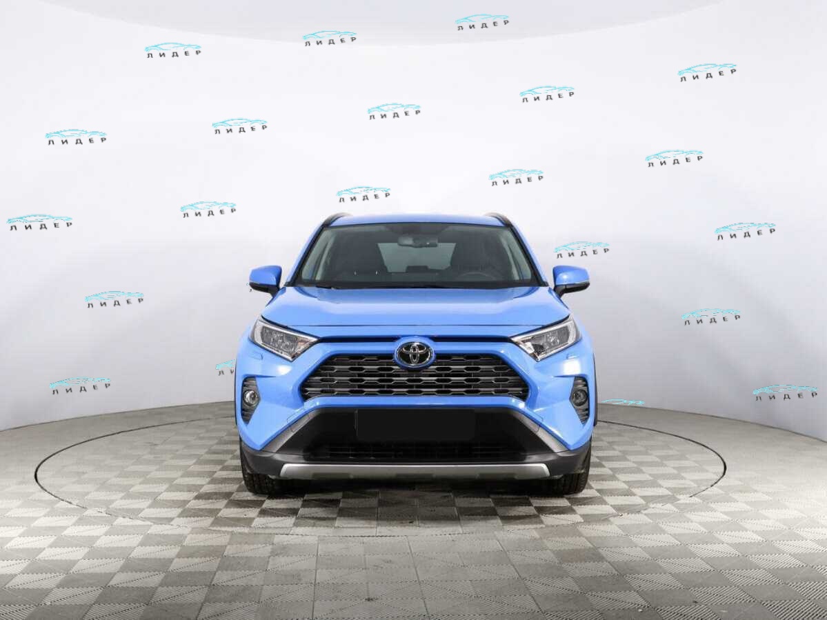 Б/У Тойота Рав4 2021 года. Фото: #1
