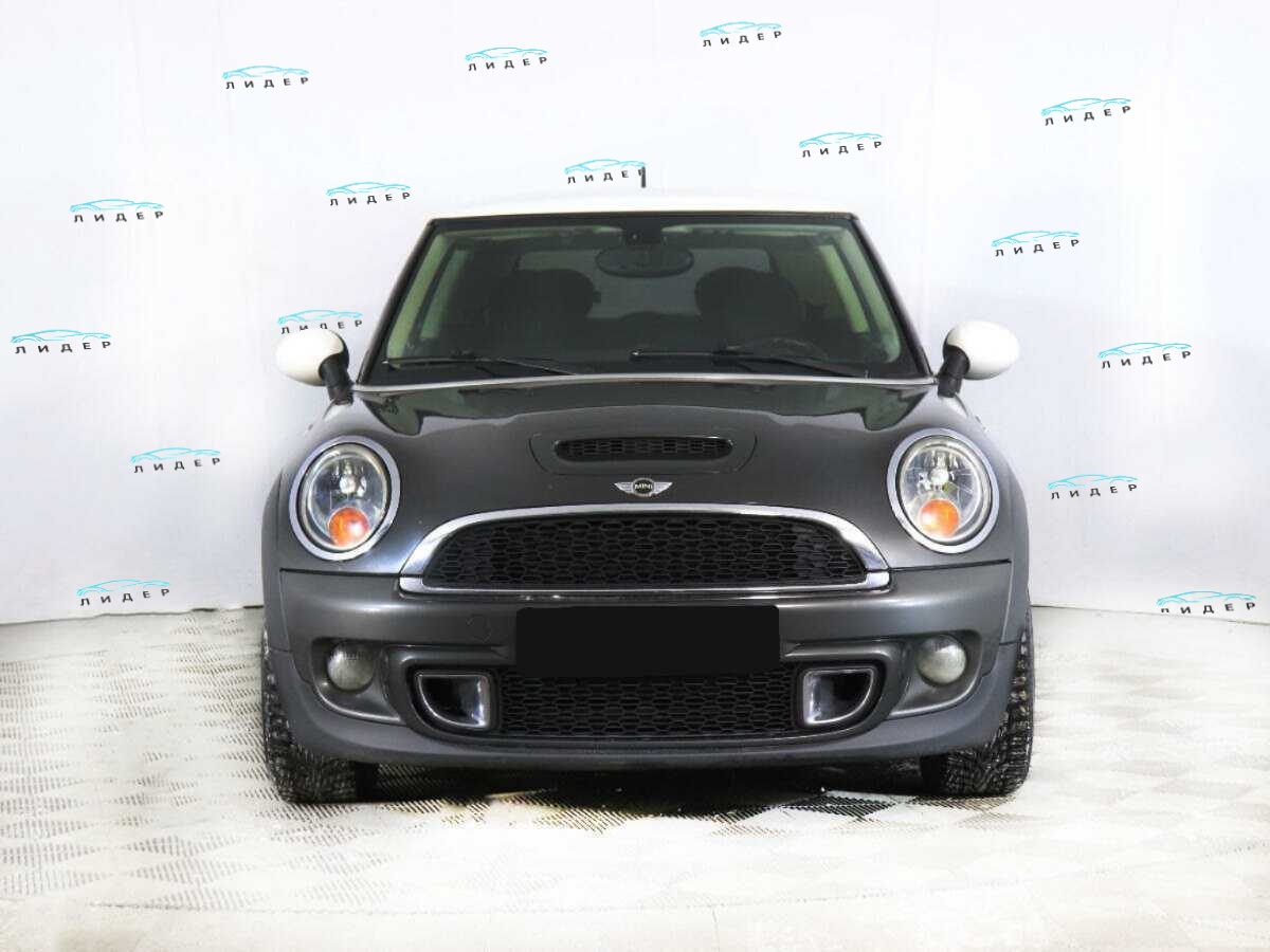 Б/У Мини Хэтч 2011 года. Фото: #1