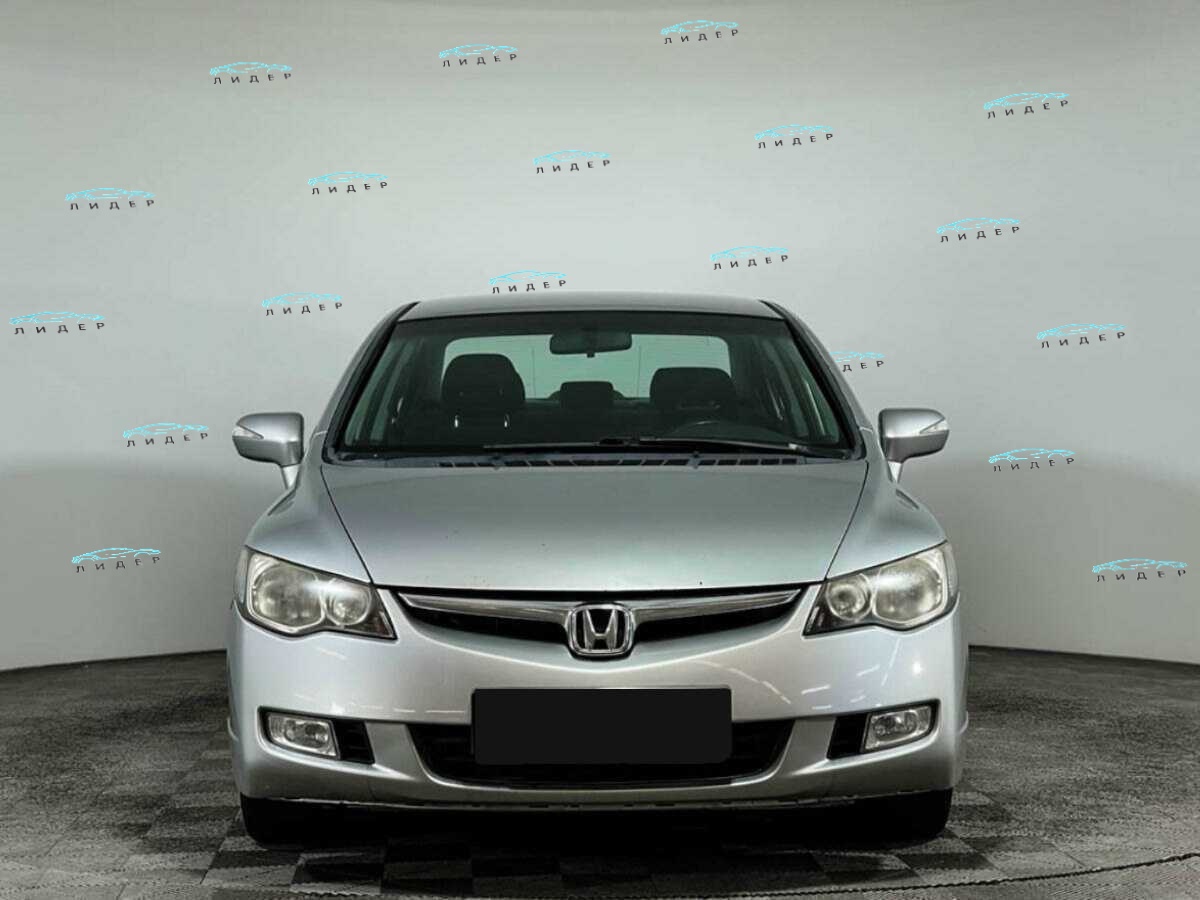 Б/У Хонда Цивик 2006 года. Фото: #1