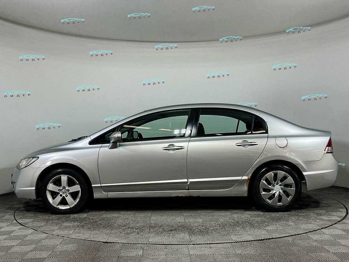 Б/У Хонда Цивик 2006 года. Фото: #7