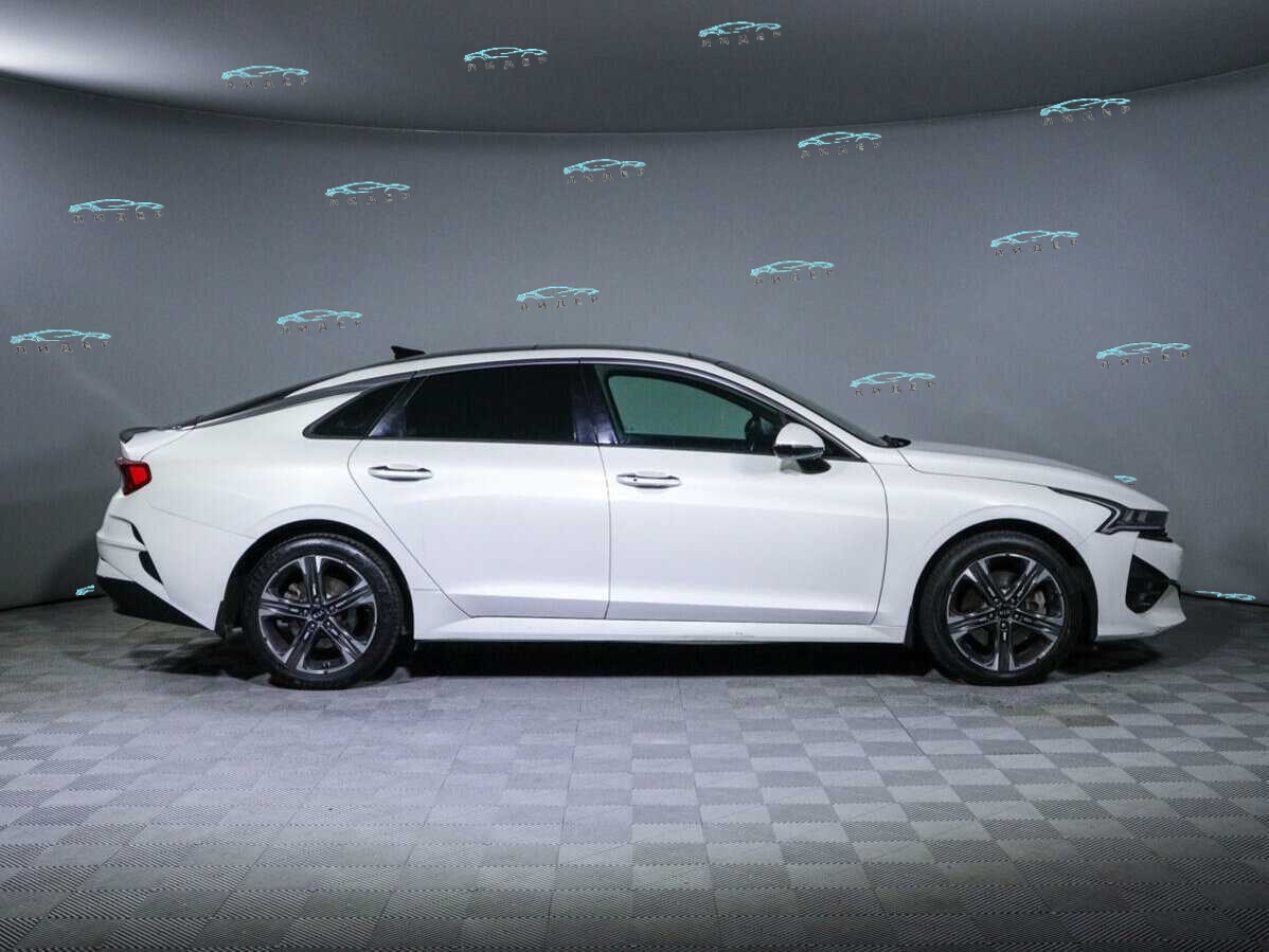 Б/У Киа К5 2021 года. Фото: #3