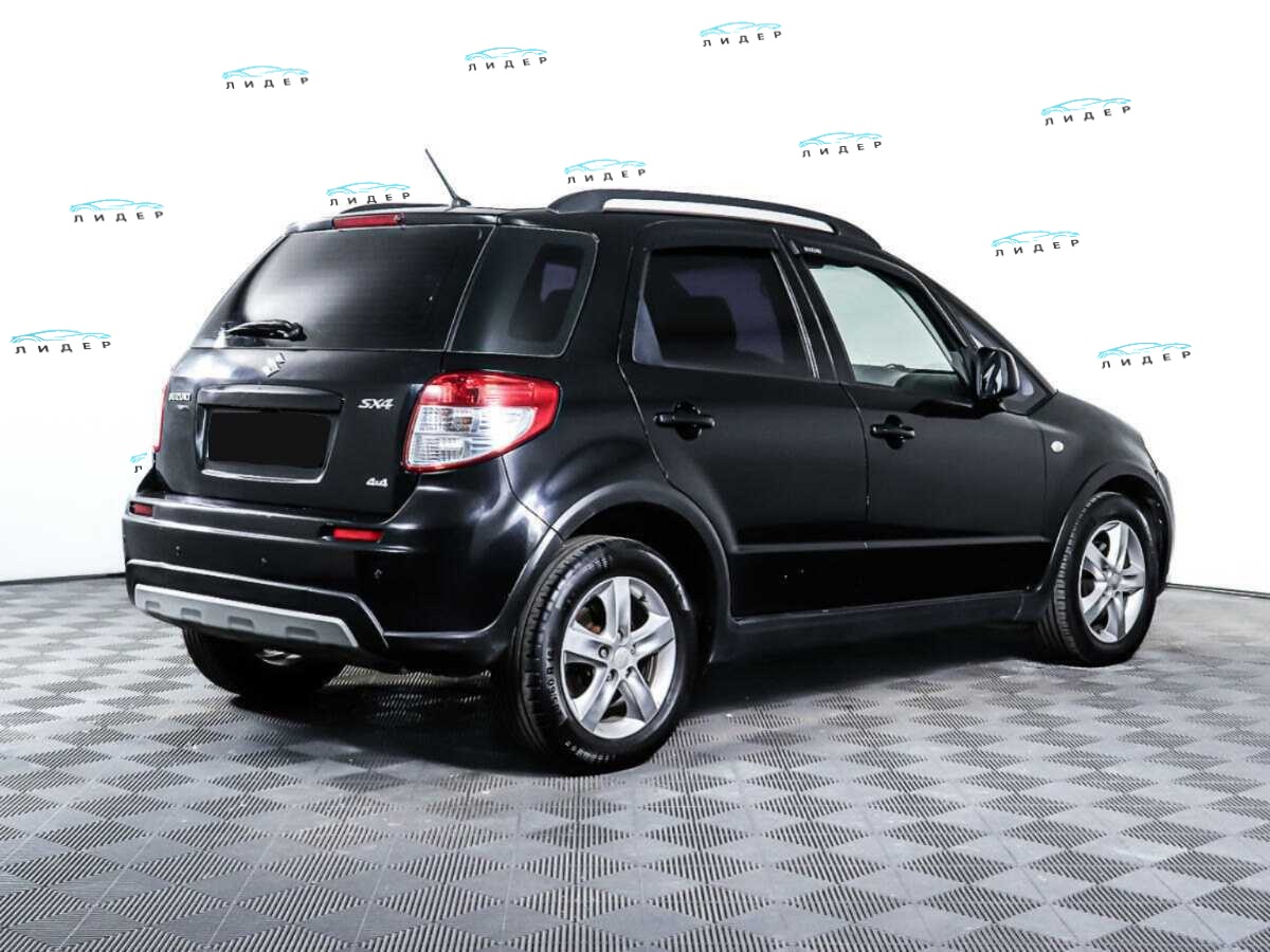 Б/У Сузуки С-Икс4 2010 года. Фото: #4