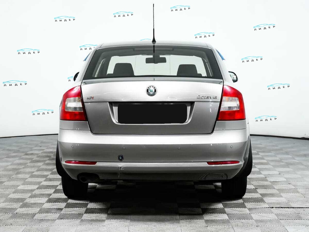 Б/У Шкода Октавия 2011 года. Фото: #5