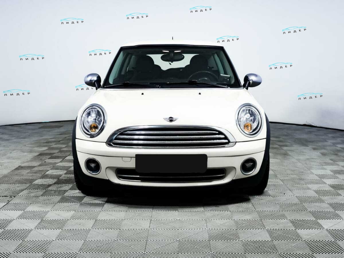 Б/У Мини Хэтч 2010 года. Фото: #1