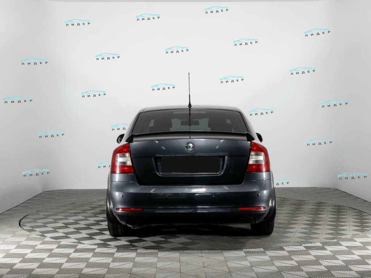 Б/У Шкода Октавия 2011 года. Фото: #5