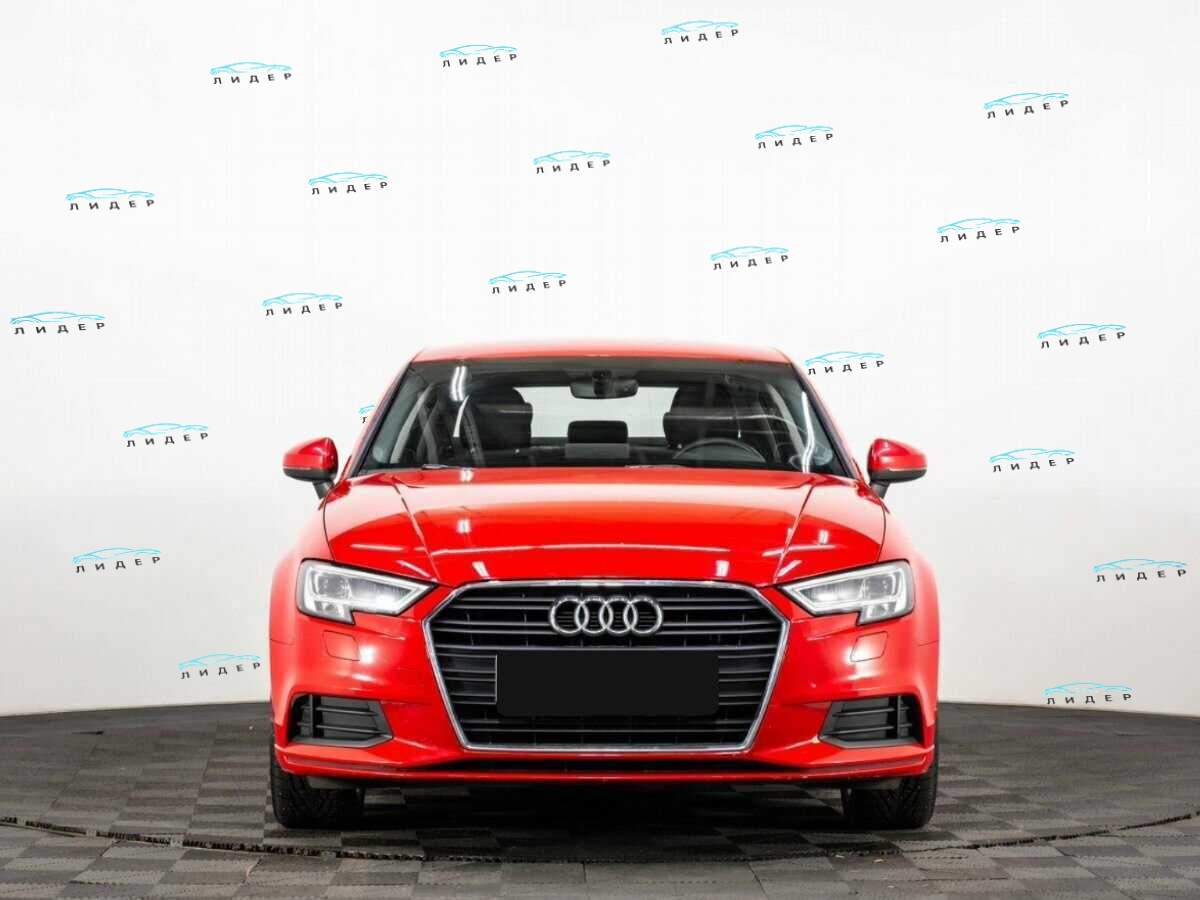Б/У Ауди А3 2020 года. Фото: #1