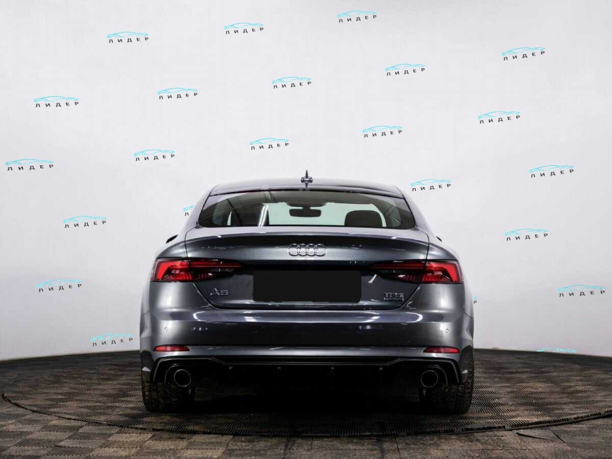 Б/У Ауди А5 2018 года. Фото: #4