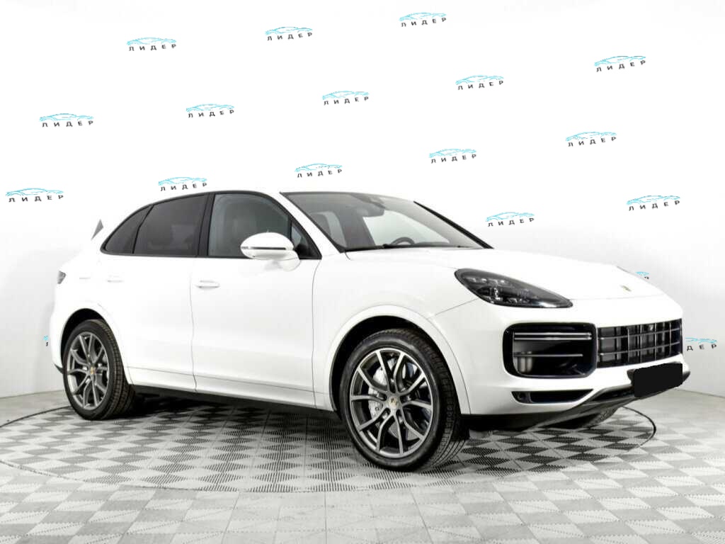 Б/У Порш Кайен 2018 года. Фото: #2