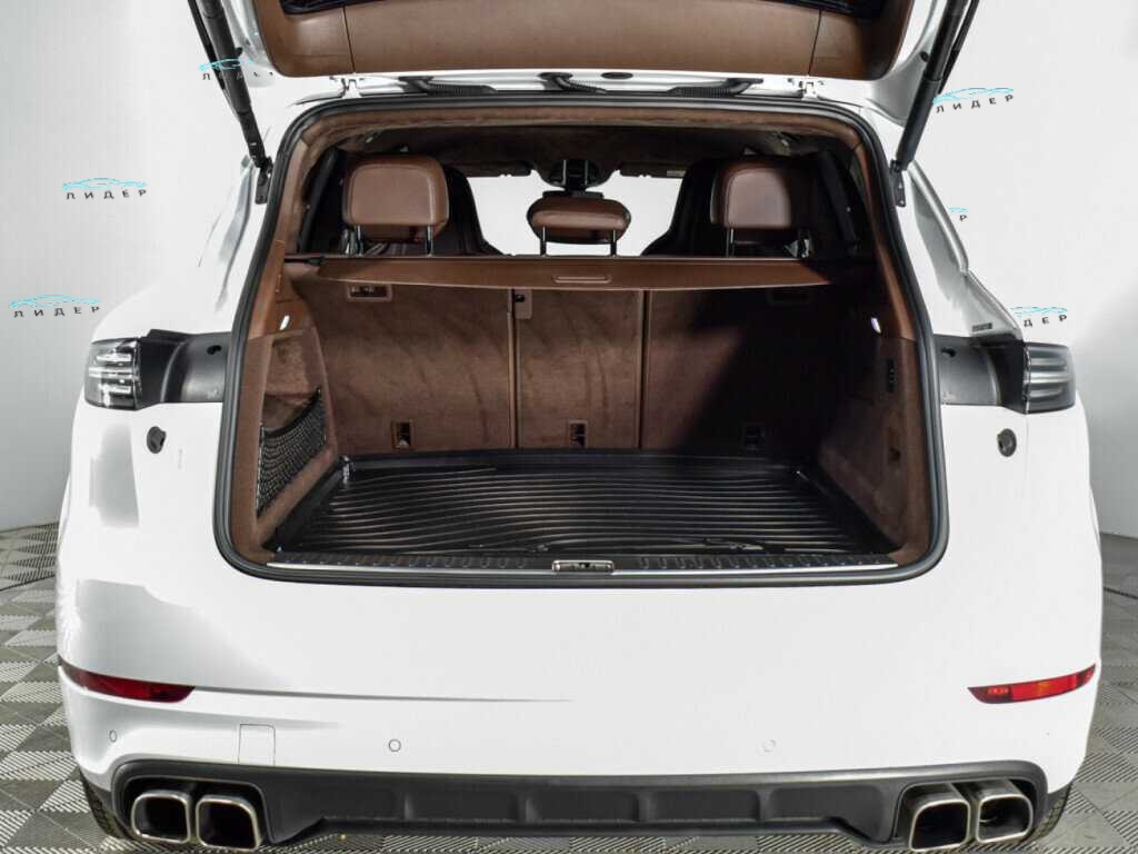 Б/У Порш Кайен 2018 года. Фото: #8