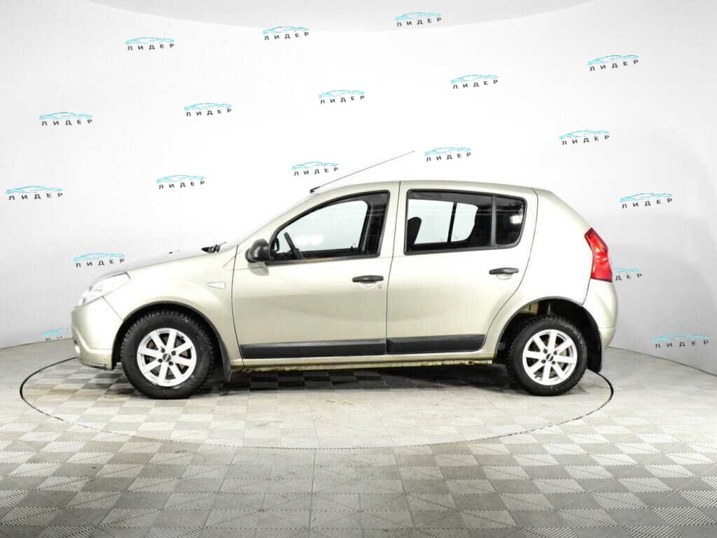 Б/У Рено Сандеро 2011 года. Фото: #3