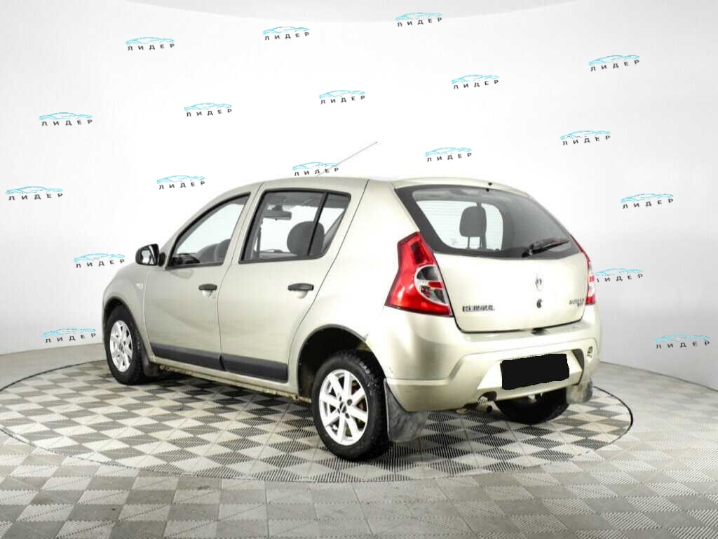 Б/У Рено Сандеро 2011 года. Фото: #5