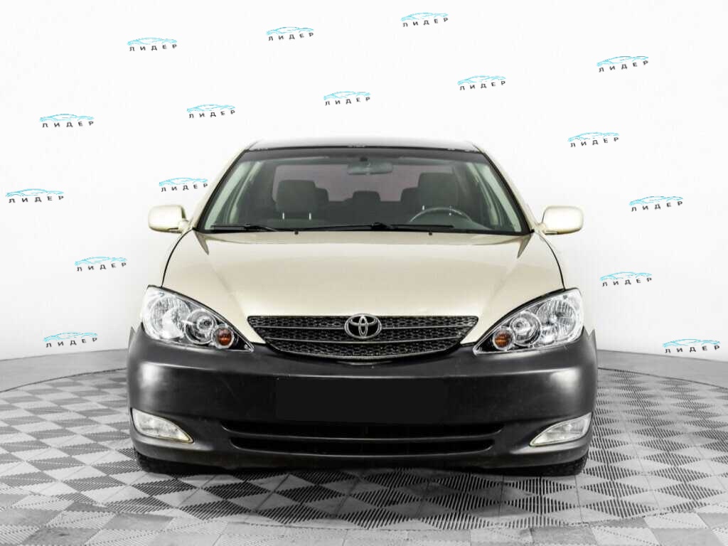 Б/У Тойота Камри 2004 года. Фото: #1