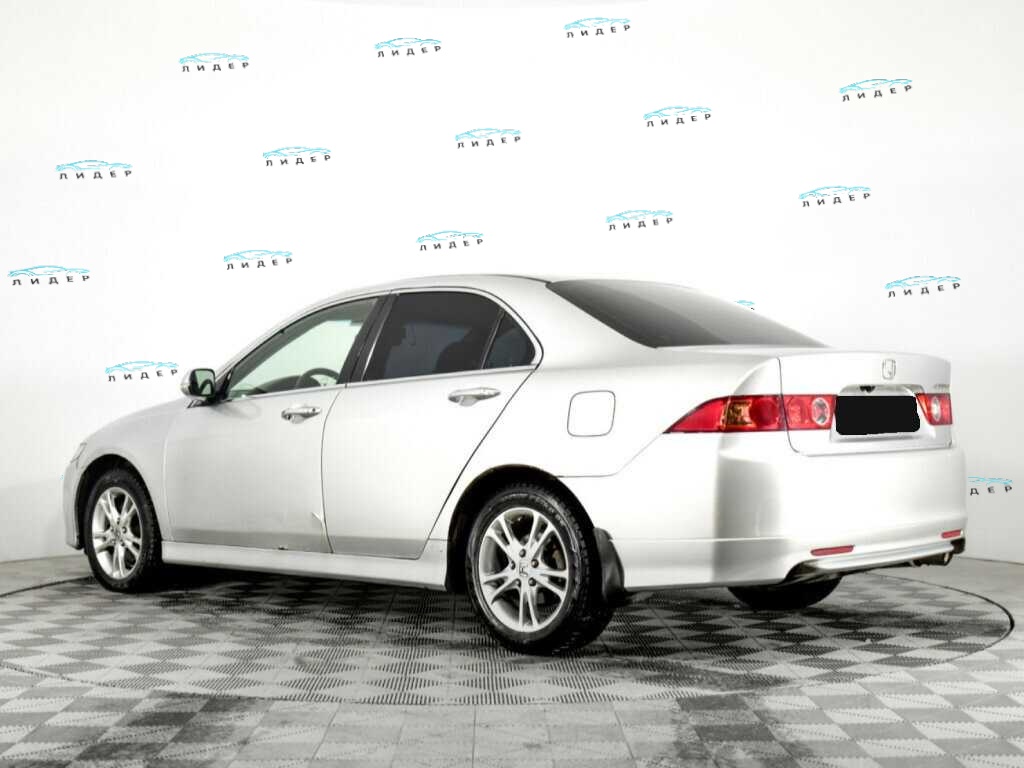 Б/У Хонда Аккорд 2007 года. Фото: #5