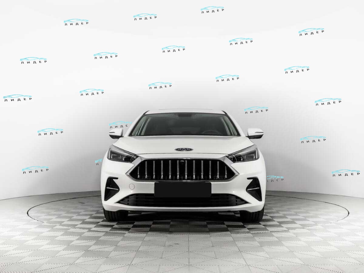 Б/У Джак Джи7 2021 года. Фото: #1