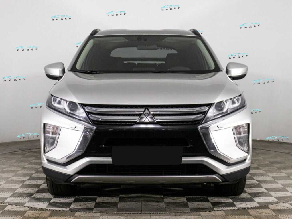 Б/У Митсубиши Еклипс Кросс 2018 года. Фото: #1
