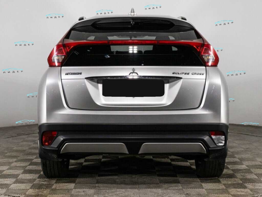 Б/У Митсубиши Еклипс Кросс 2018 года. Фото: #5