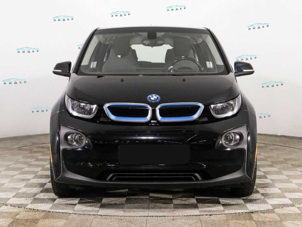 Б/У БМВ ай-3 2016 года. Фото: #1