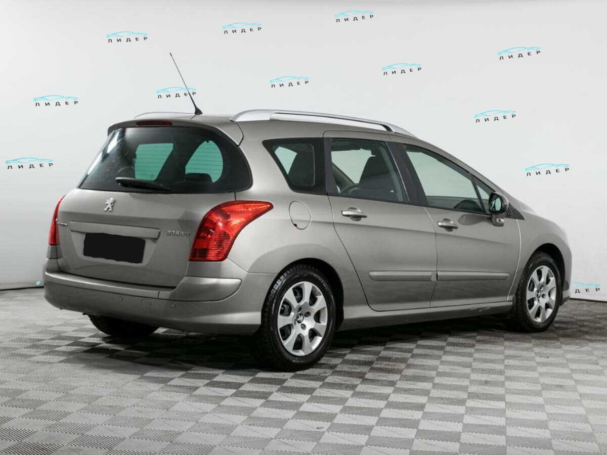 Б/У Пежо 308 2011 года. Фото: #3