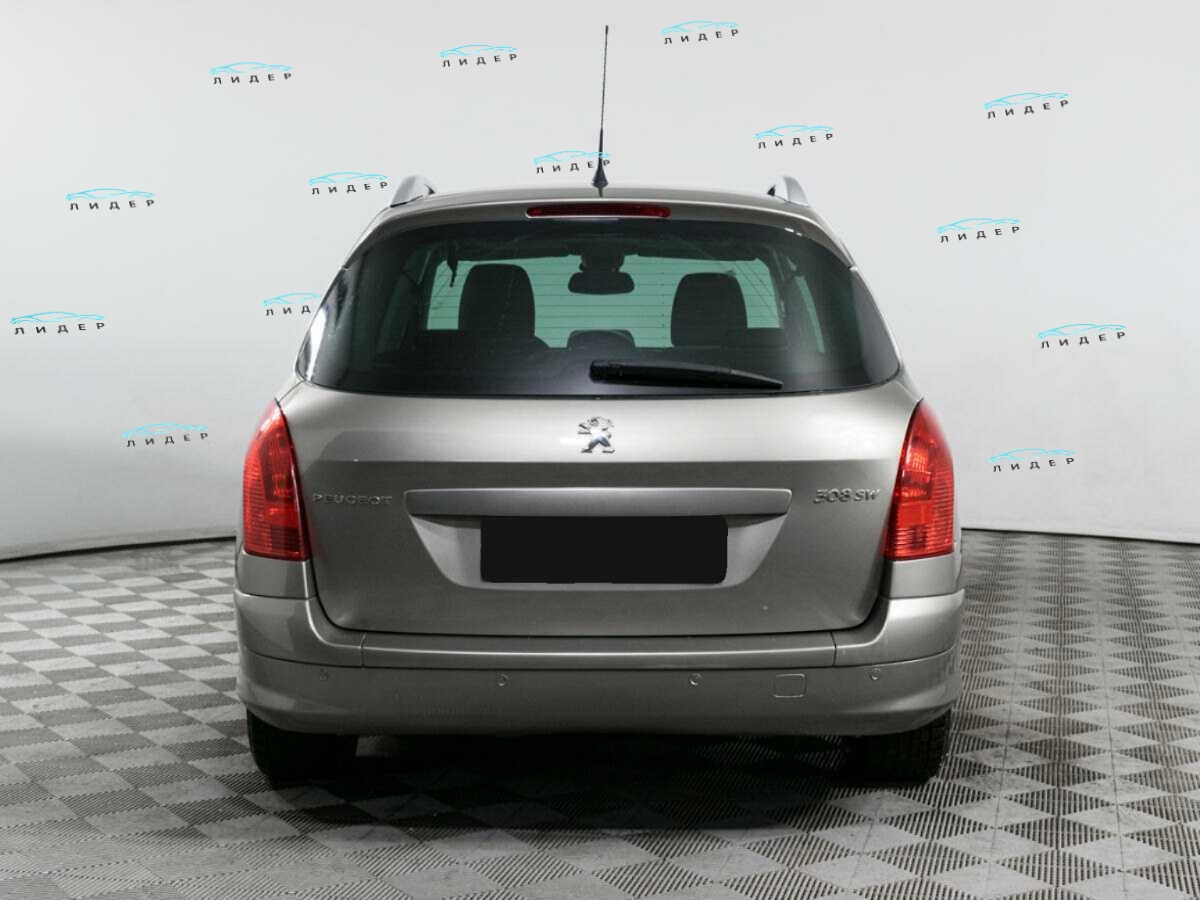 Б/У Пежо 308 2011 года. Фото: #4