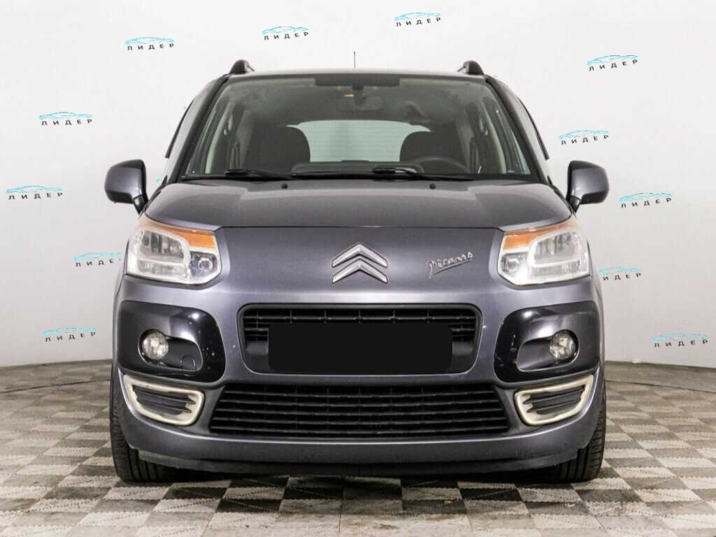 Б/У Ситроен Ц3 Пикассо 2010 года. Фото: #1