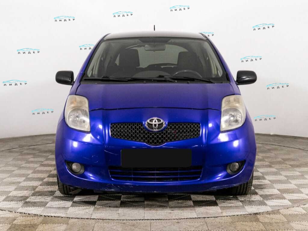 Б/У Тойота Ярис 2006 года. Фото: #1