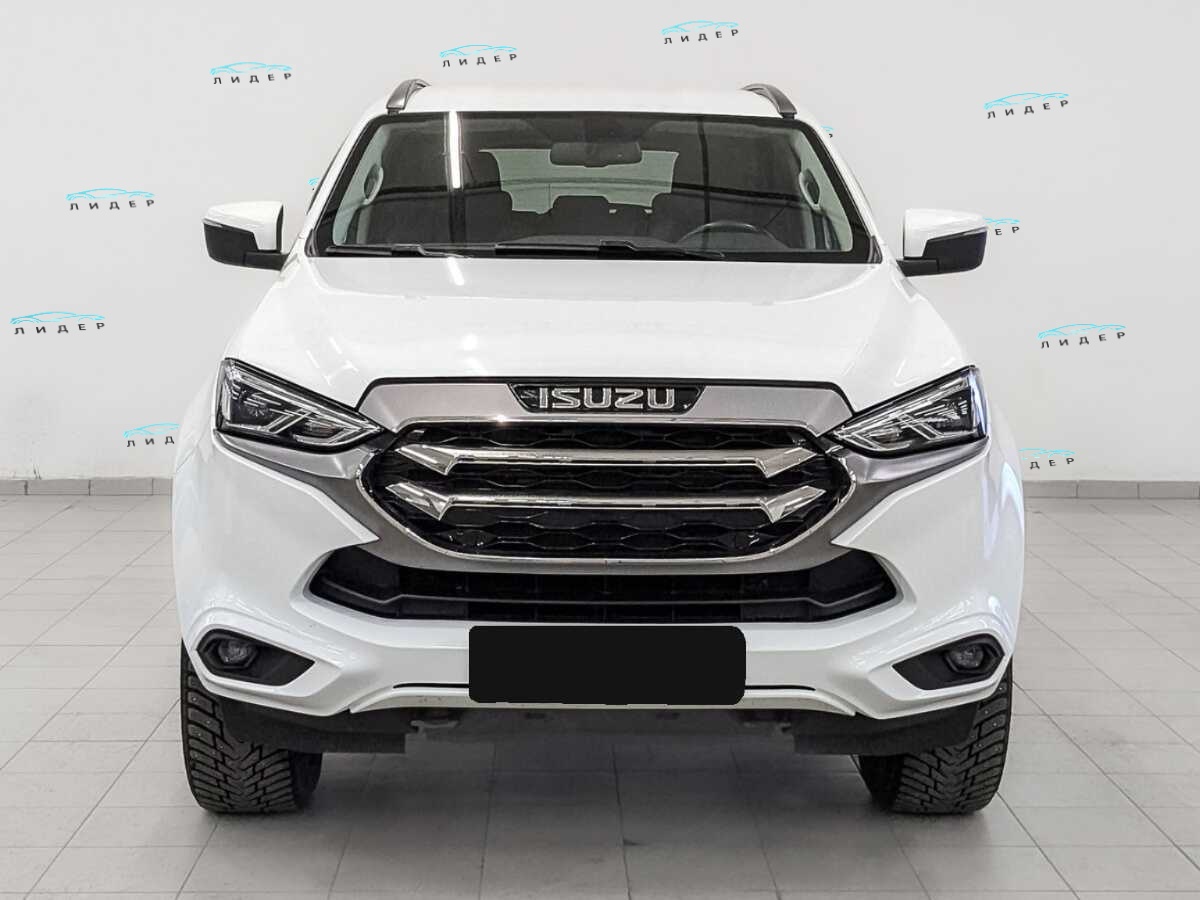Б/У Исузу MU-X 2021 года. Фото: #1