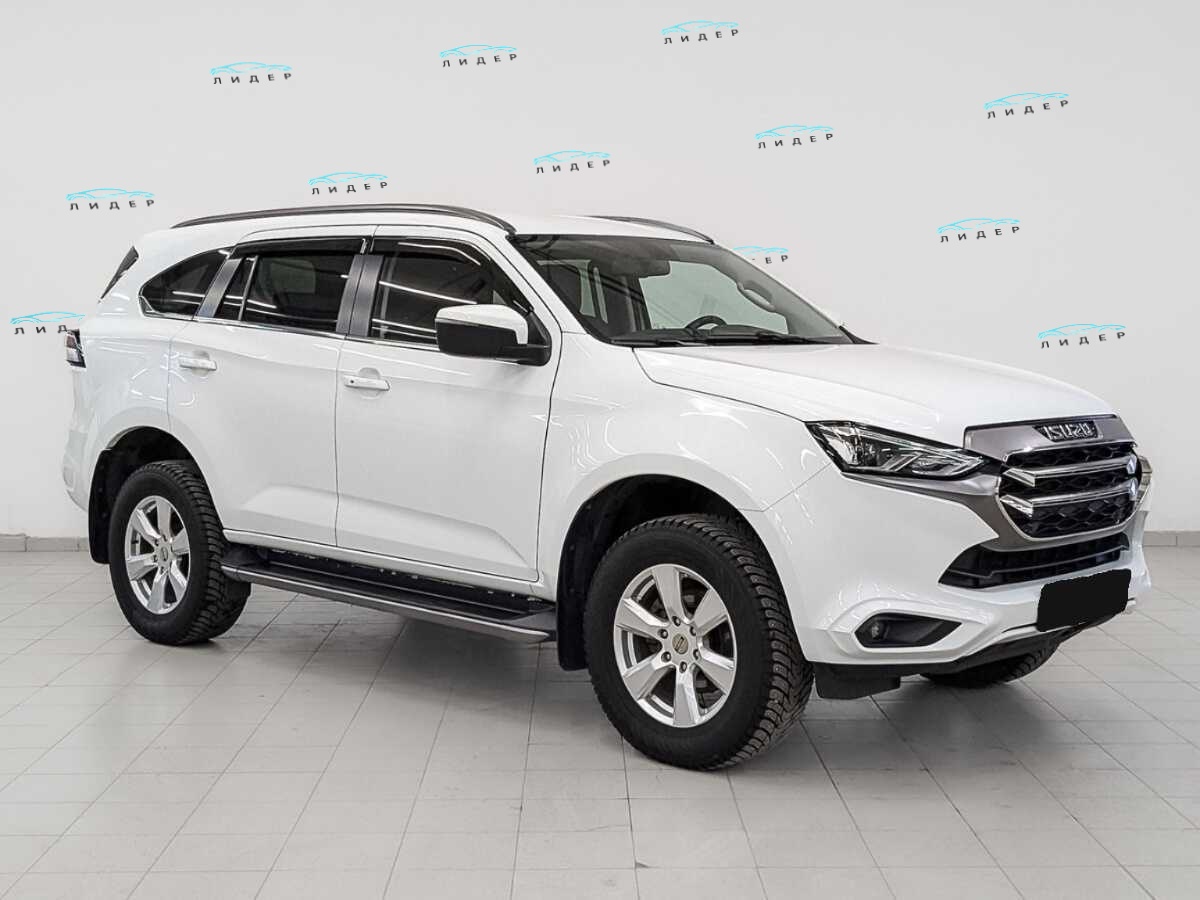 Б/У Исузу MU-X 2021 года. Фото: #2