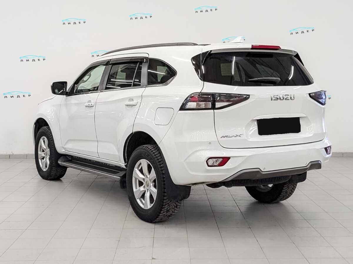 Б/У Исузу MU-X 2021 года. Фото: #6