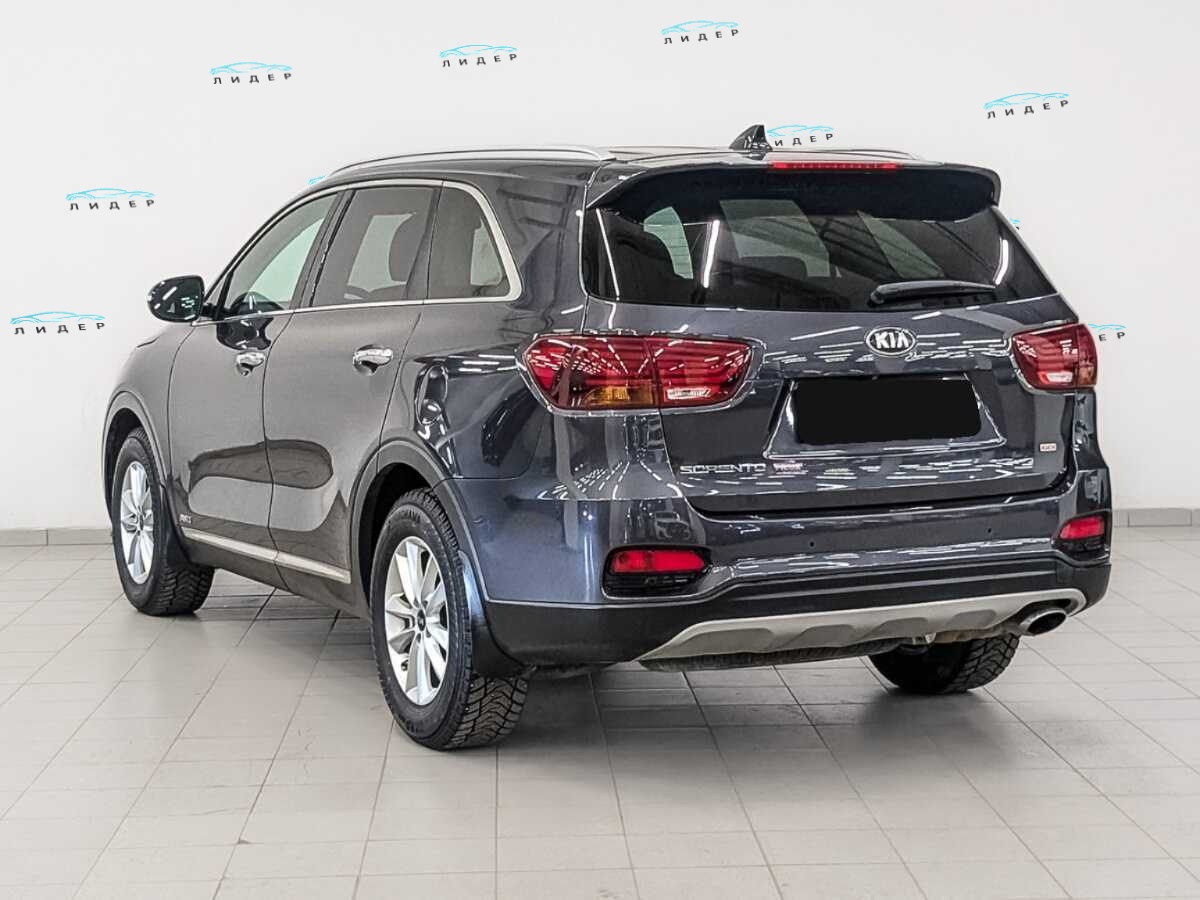 Б/У Киа Соренто 2018 года. Фото: #6
