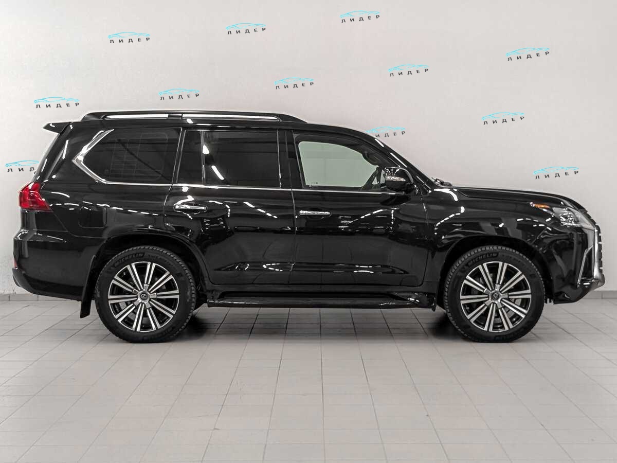 Б/У Лексус Л-Икс 2020 года. Фото: #3