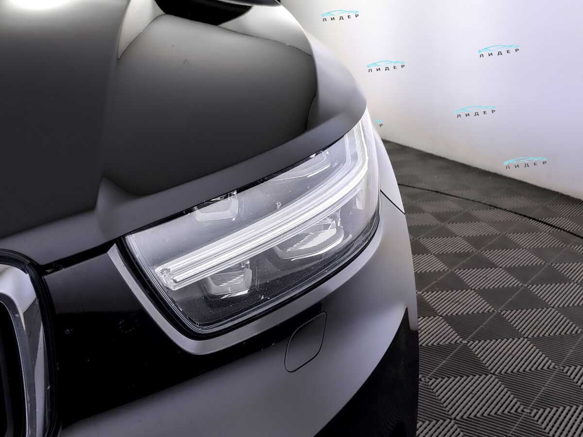 Б/У Вольво ИксЦ40 2021 года. Фото: #16