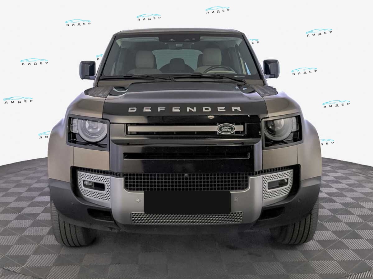 Б/У Лэнд Ровер Дефендер 2021 года. Фото: #1