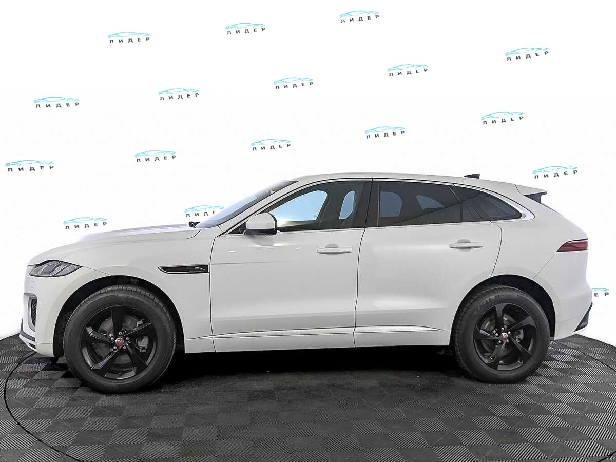 Б/У Ягуар Ф-Пэйс 2022 года. Фото: #7