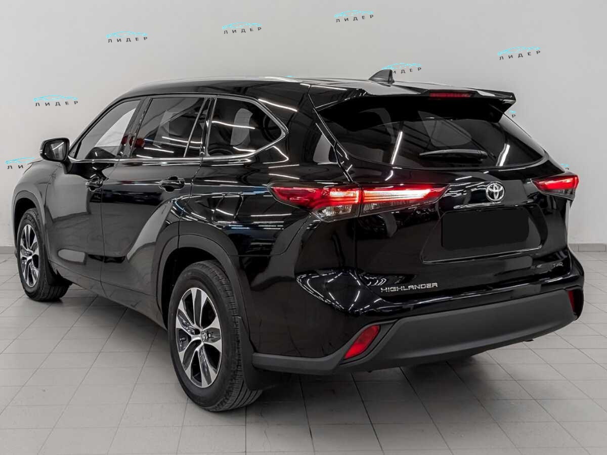 Б/У Тойота Хайлэндер 2021 года. Фото: #6