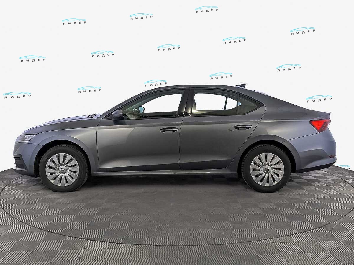 Б/У Шкода Октавия 2021 года. Фото: #7