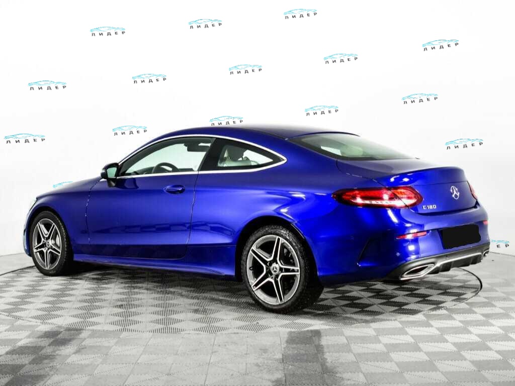 Б/У Мерседес-Бенц Ц-Класс 2019 года. Фото: #6