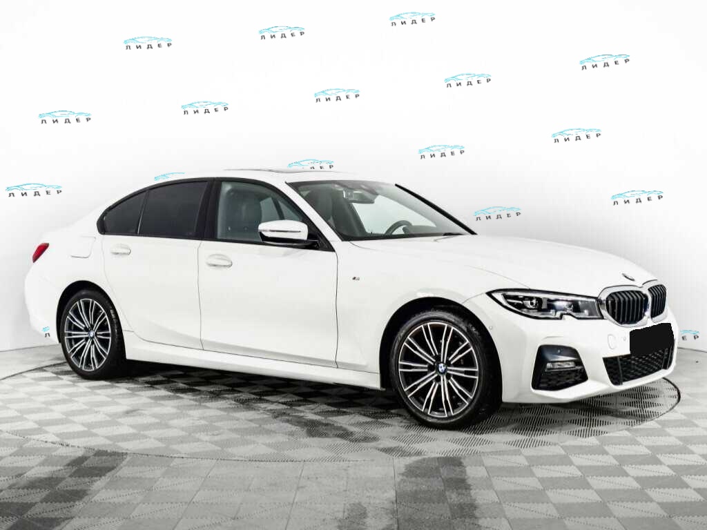 Б/У БМВ 3 серии 2021 года. Фото: #2